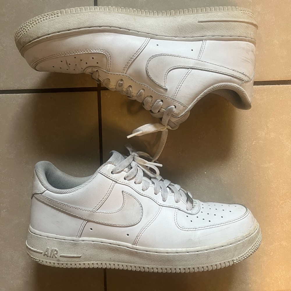 Nike Air Force 1